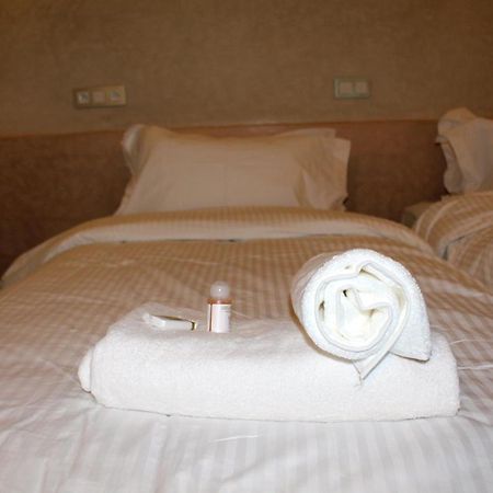 Hotel Bab Rimal M'hamid El Ghizlane Exterior foto